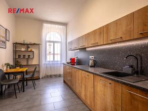 Prodej bytu 3+1, Praha - Libeň, Sokolovská, 97 m2