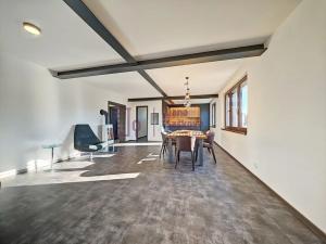 Prodej rodinného domu, Jindřichův Hradec, Spojovací, 297 m2