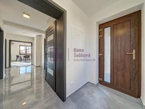 Prodej rodinného domu, Jindřichův Hradec, Spojovací, 297 m2