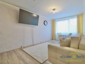 Prodej bytu 2+kk, Praha - Stodůlky, Borovanského, 43 m2