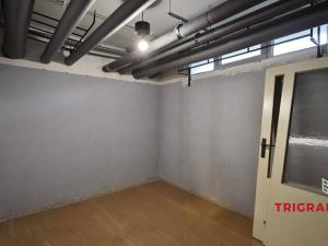 Pronájem skladu, Hradec Králové - Nový Hradec Králové, třída Edvarda Beneše, 24 m2