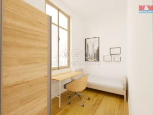 Prodej bytu 2+1, Karlovy Vary, nábřeží Jana Palacha, 69 m2