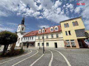 Pronájem bytu 1+kk, Třebechovice pod Orebem, Masarykovo náměstí, 41 m2