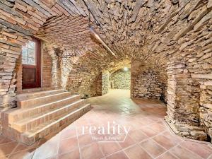 Pronájem obchodního prostoru, Znojmo, Horní Česká, 168 m2