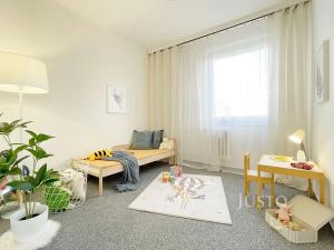 Prodej bytu 4+1, Praha - Troja, U Pentlovky, 73 m2