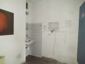 Pronájem obchodního prostoru, Hradec Králové, třída SNP, 80 m2