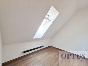 Pronájem bytu 2+kk, Praha - Vršovice, Holandská, 41 m2