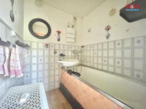 Prodej bytu 3+1, Krupka - Bohosudov, Komenského, 80 m2