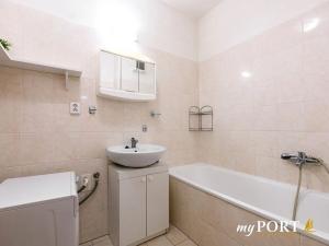Pronájem bytu 1+kk, Plzeň, Mutěnická, 40 m2