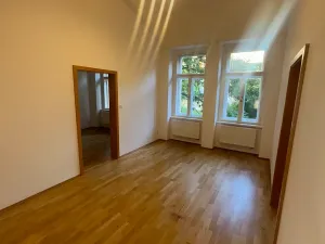 Pronájem bytu 3+1, Praha - Nové Město, Na Moráni, 61 m2