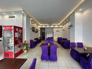 Pronájem restaurace, Praha - Břevnov, Bělohorská, 125 m2