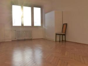 Pronájem bytu 2+1, Praha, Ruská, 63 m2