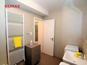 Pronájem bytu 2+kk, Praha - Kobylisy, Čumpelíkova, 64 m2