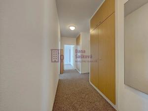 Pronájem bytu 2+1, Jindřichův Hradec, Kosmonautů, 57 m2