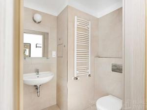 Pronájem bytu 1+kk, Praha - Letňany, Štanderova, 32 m2