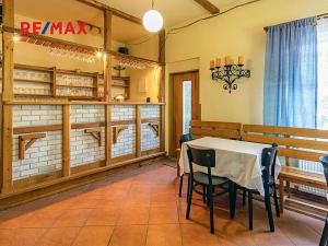 Prodej vícegeneračního domu, Doksy, 611 m2