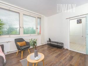 Prodej bytu 2+1, Praha - Miškovice, Polabská, 49 m2