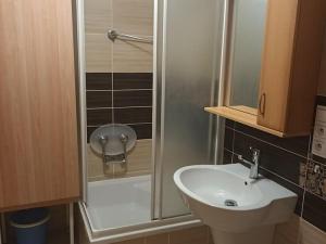 Pronájem bytu 2+kk, Praha - Michle, Magistrů, 38 m2