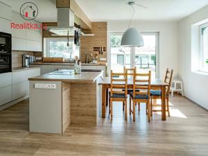 Prodej rodinného domu, Kojetice, Honejskova, 108 m2