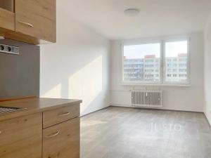 Pronájem bytu 2+kk, Most, F. L. Čelakovského, 40 m2