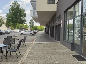 Prodej obchodního prostoru, Praha - Strašnice, Zvěřinova, 34 m2