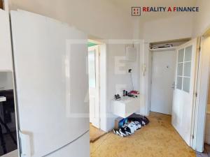 Prodej bytu 1+kk, Praha - Řeporyje, 27 m2