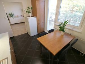 Pronájem bytu 2+1, Brno, Plovdivská, 56 m2