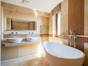 Pronájem bytu 3+kk, Praha - Michle, Baarova, 96 m2