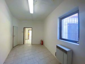 Pronájem obchodního prostoru, Kostelec nad Labem, T. G. Masaryka, 60 m2