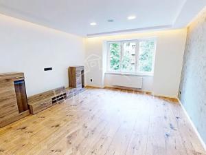 Prodej bytu 3+1, Kolín, Sladkovského, 75 m2
