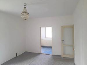 Prodej bytu 2+1, Rotava, Sídliště, 51 m2