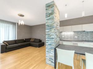 Pronájem bytu 2+kk, Praha - Žižkov, Ke kapslovně, 70 m2