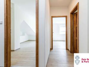 Pronájem bytu 3+kk, Rakovník, Husovo náměstí, 87 m2