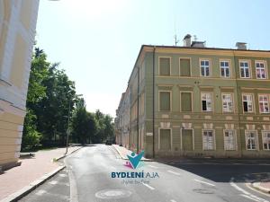 Pronájem bytu 2+1, Teplice, J. V. Sládka, 66 m2