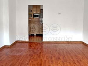 Pronájem bytu 1+kk, Chabařovice, Husovo náměstí, 25 m2