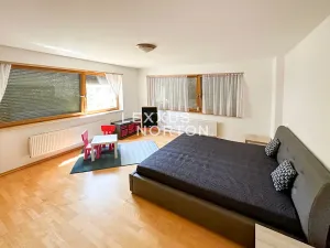 Pronájem bytu 3+kk, Praha - Vokovice, Nepálská, 113 m2
