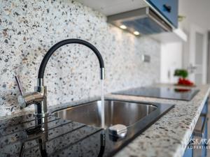 Pronájem bytu 2+1, Horoušany - Horoušánky, Hlavní, 55 m2