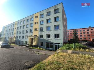 Prodej obchodního prostoru, Slaný, Na Dolíkách, 84 m2