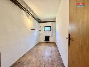 Prodej rodinného domu, Janovice, 190 m2