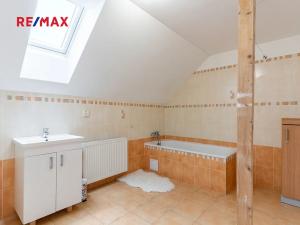 Prodej rodinného domu, Krupá, 129 m2