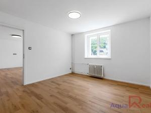 Prodej bytu 3+1, Karlovy Vary, Moskevská, 75 m2