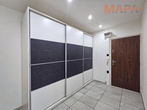 Prodej bytu 3+1, Chomutov, Zahradní, 61 m2