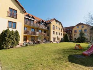 Pronájem bytu 2+kk, Jesenice, Mezi Domy, 54 m2