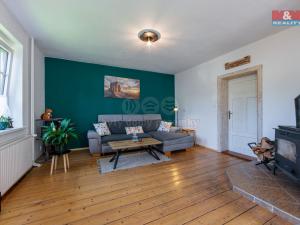 Prodej rodinného domu, Stříbrná, 228 m2