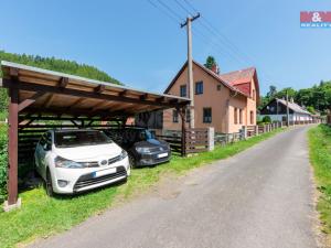 Prodej rodinného domu, Stříbrná, 228 m2