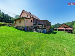 Prodej rodinného domu, Stříbrná, 228 m2
