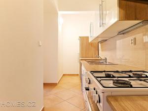 Pronájem bytu 3+kk, Praha - Nové Město, Pod Slovany, 60 m2