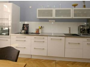 Prodej bytu 3+kk, Praha - Holešovice, Pplk. Sochora, 94 m2