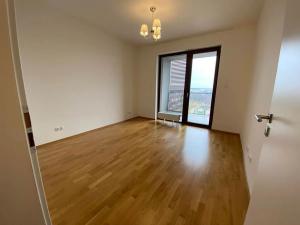 Pronájem bytu 2+kk, Praha - Hrdlořezy, Učňovská, 65 m2