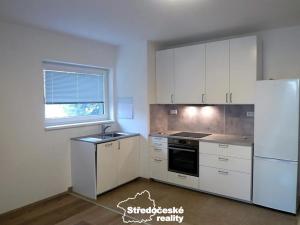 Pronájem bytu 2+kk, Praha - Modřany, Mezi vodami, 52 m2